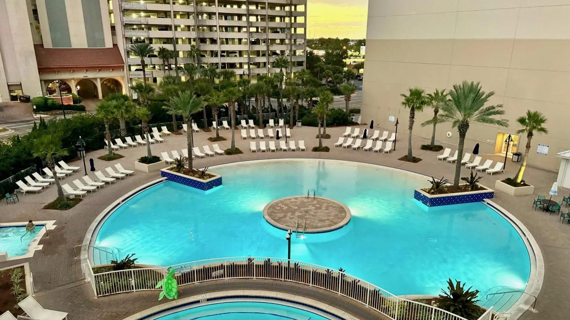 Lägenhet Spacious Beachfront Condo! Sleeps 8 With Gulf Views! Panama City Beach
