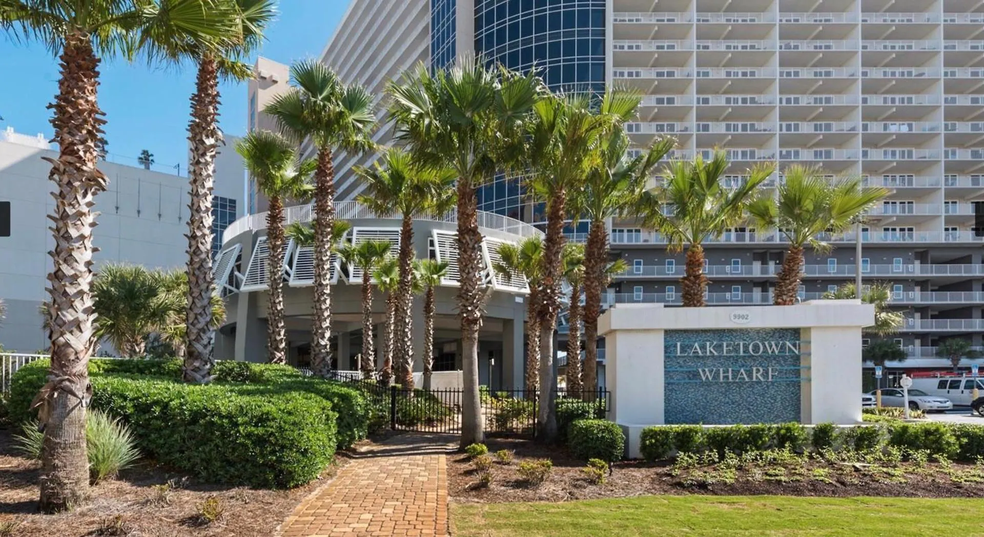 Spacious Beachfront Condo! Sleeps 8 With Gulf Views! Panama City Beach 0*,