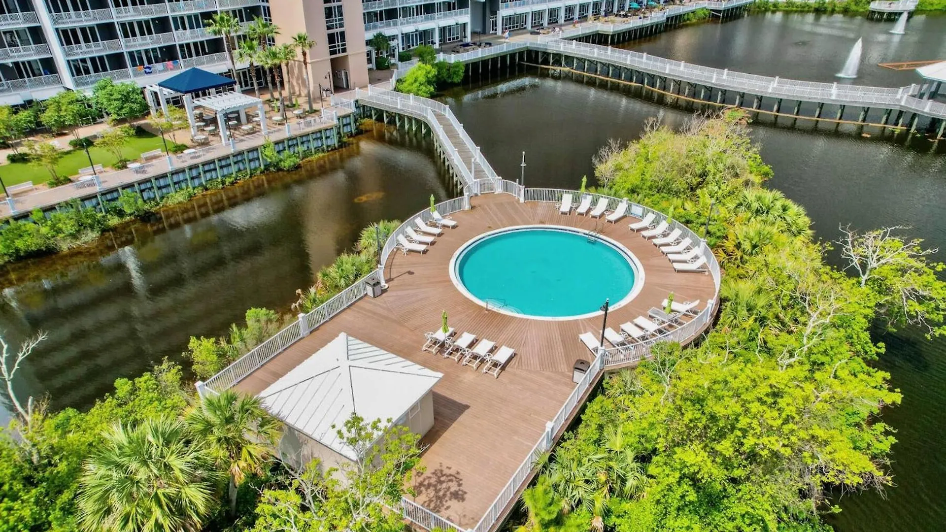 Spacious Beachfront Condo! Sleeps 8 With Gulf Views! Panama City Beach