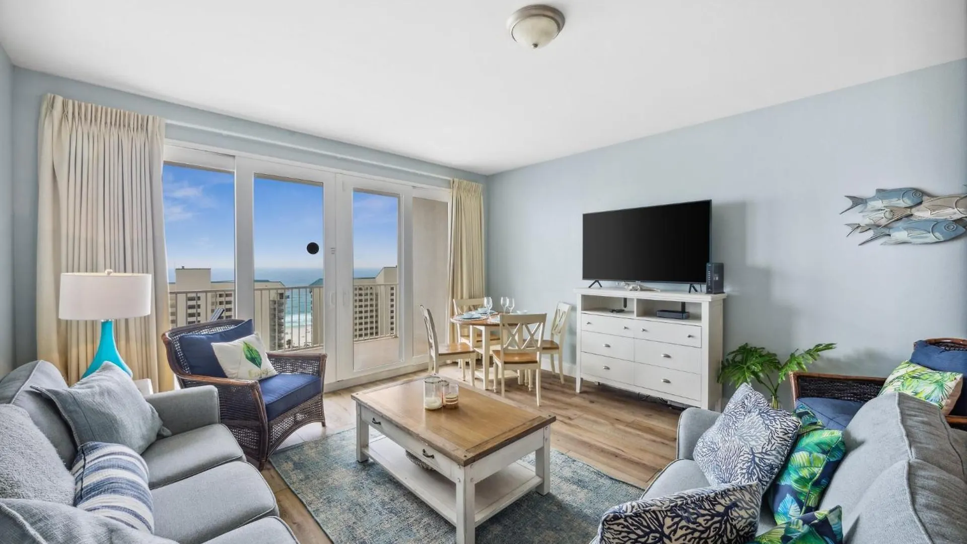 Appartement Spacious Beachfront Condo! Sleeps 8 With Gulf Views! Panama City Beach Verenigde Staten